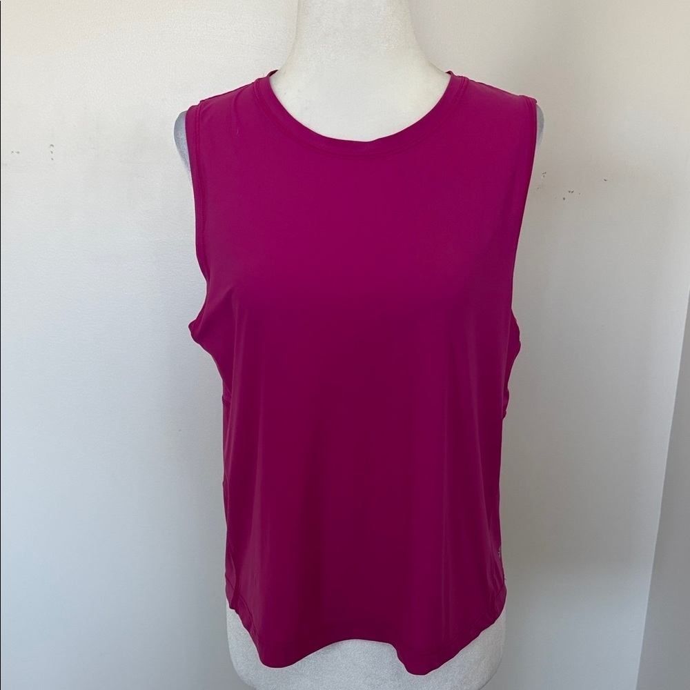 ATHELTA Sleeveless Magenta Top size Med
NWOT